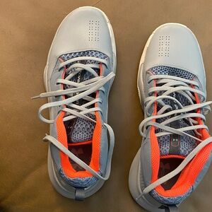Under armour sneakers. Size 11